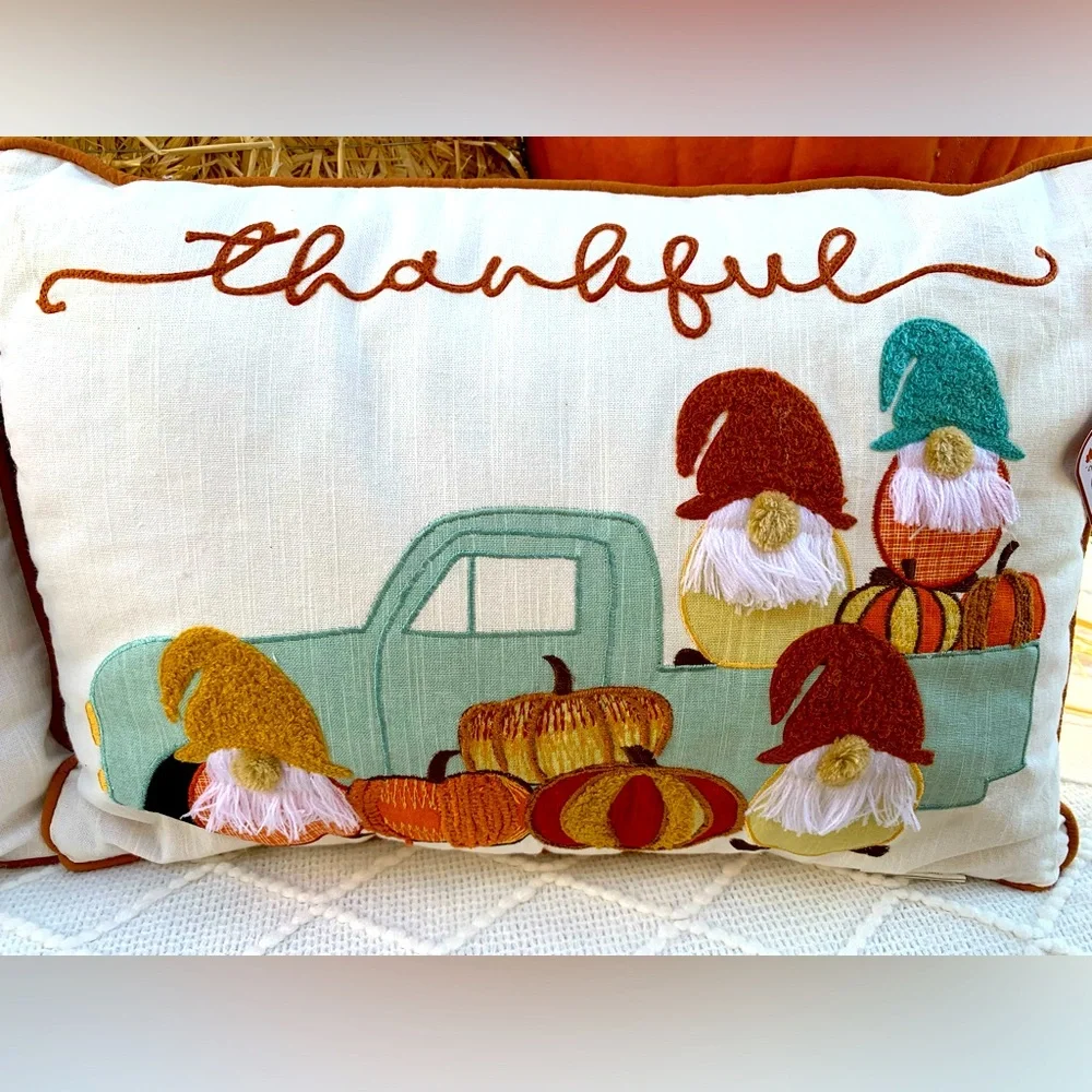 Fall Decor Pillows Thankful Gnomes Set- NWT